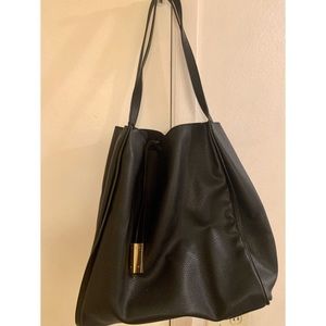 🌹 Black Shoulder Bag